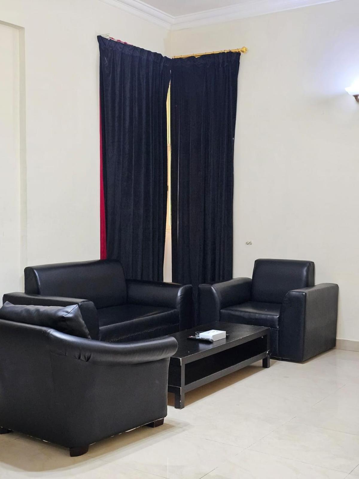 Al Sahab Tower Apartamento Manama Exterior foto
